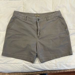 The Sporting Gent Ridge Short. Like new, men’s size 34” w/ 6” inseam. Stone